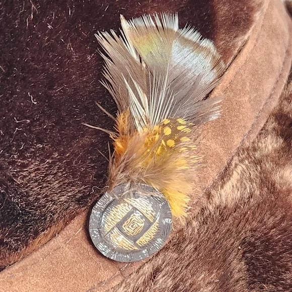 Pillbox Hat Women’s Small Brown Faux Fur Feather Lined Quilted Ear Flaps - Picture 2 of 9
